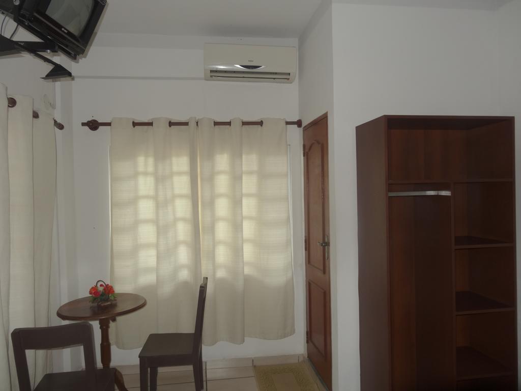 Residencial Ikandire II Santa Cruz de La Sierra Ruang foto
